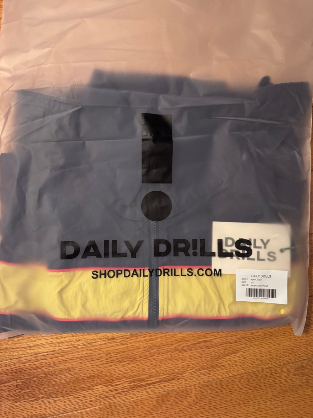 NWT Daily Drills Nylon Jacket- Navy + Sunny + Heart Size M/L - Picture 5 of 10